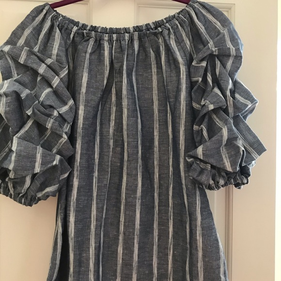 NWT Designer Laurie Felt puff sleeve top - Picture 3 of 5